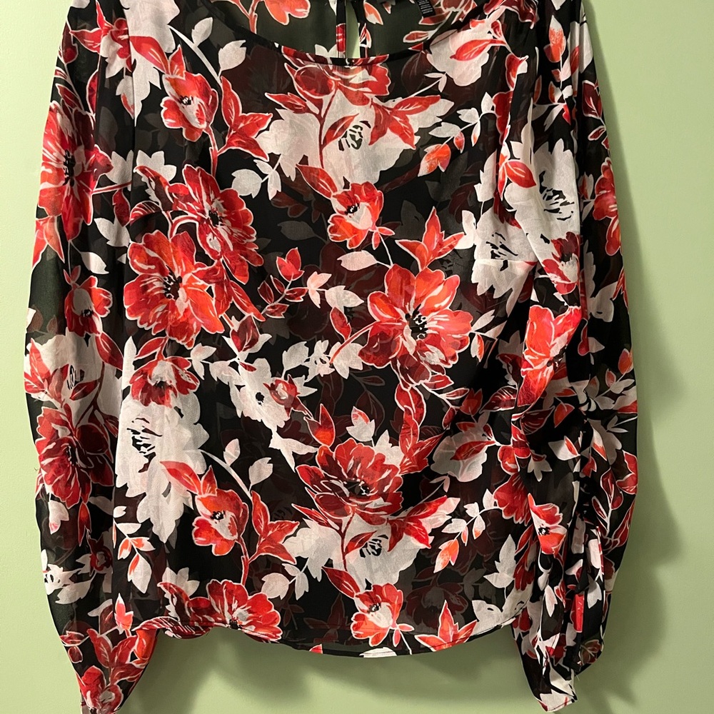 White House Black Market Red and Black Floral Blouse